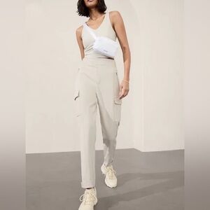 Athleta High-Rise Endless Cargo Pant Abalone Grey Color  S/467187-03  SIZE 0